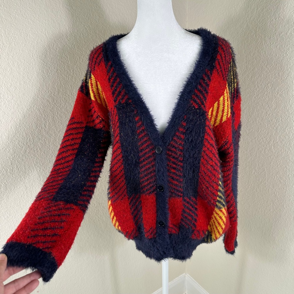 Love‎ Token Cardigan Women XS/S Red Plaid Fuzzy Eyelash Knit Sweater Grunge Punk